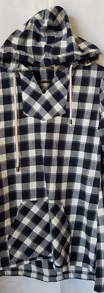 Shirt with a hood